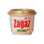 2073690-frontal